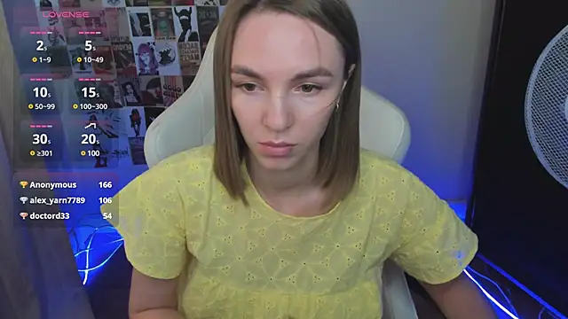 NessaDiazz Live Sex Cams