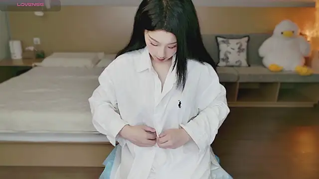 美女Lucky-baby在线直播