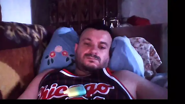 erotictoyboy69 webcam