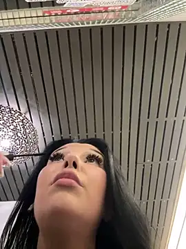 Tisha_Busty's Live Sex Cam Show