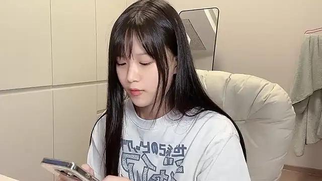 美女baxi1100在线直播