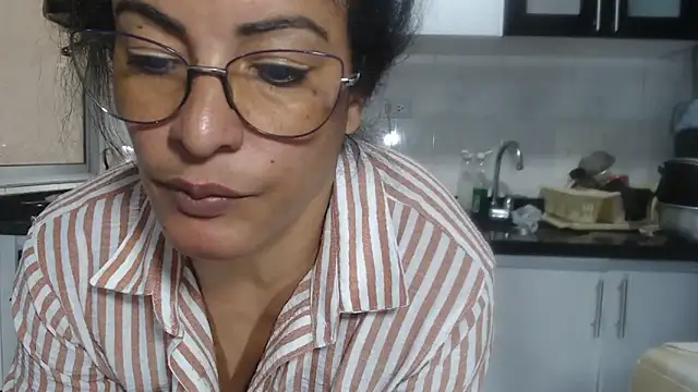 kateleyagrey's Webcam Show