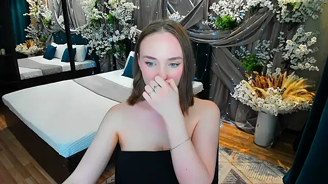 TrueReincarnation's Webcam Show
