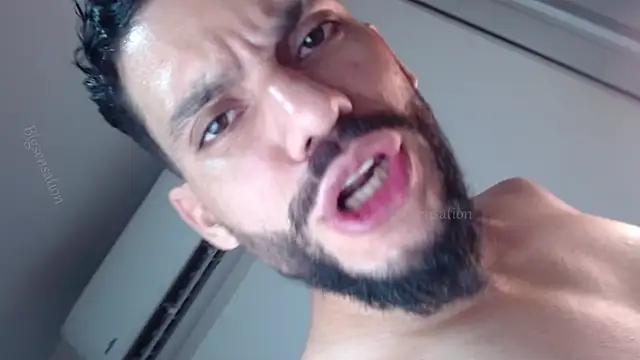 big_sensation_21s' Webcam Show