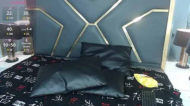 VioletLux Live Sex Cams