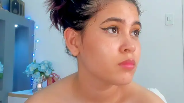 MaiaaCandy Live Sex Cams