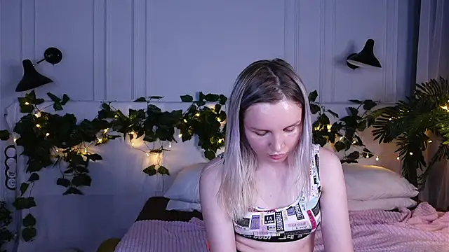 Beatrica_Klein Kleine Titten page 9