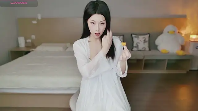 美女Lucky-baby在线直播