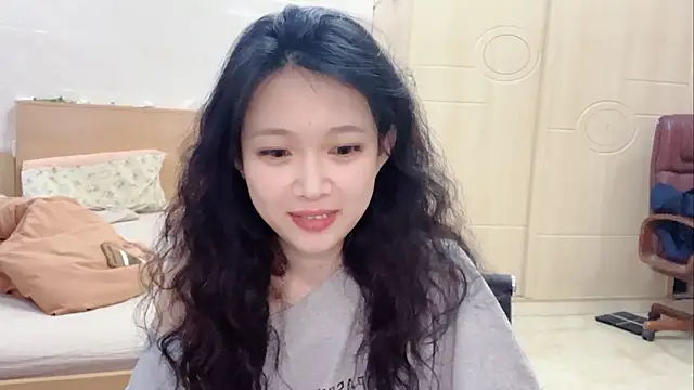 美女NiNi-baby520在线直播