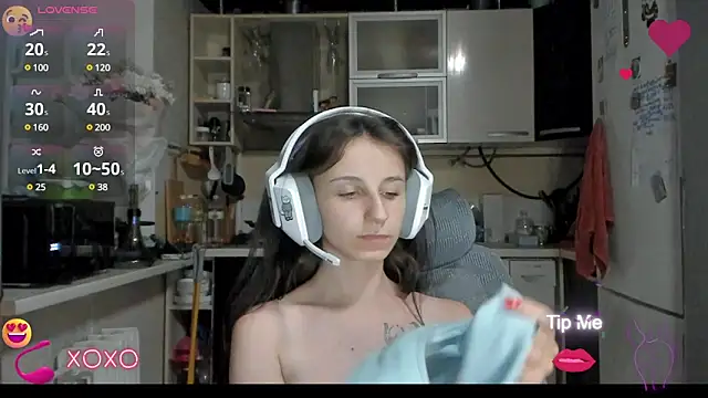 _Nika_Kik Live Sex Cams