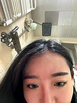 美女jiajia_L在线直播