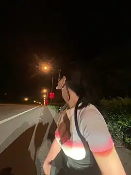 美女syy9999在线直播