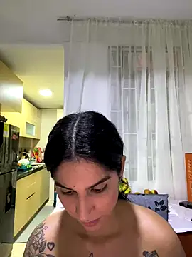 charlotte_stevenss_'s Webcam Show