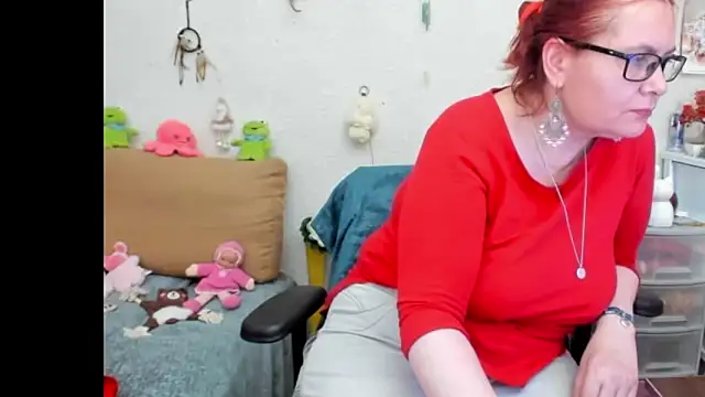 PlayfullMature's Webcam Show