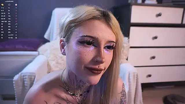 Elliss_moon webkamerás műsora