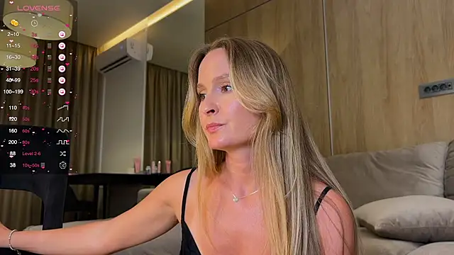 Peach__juice webkamerás műsora