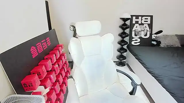 美女bdbdzs在线直播