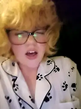 mcjbgfhjghiiiiujfyf Webcam-Show
