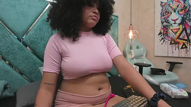OBEDIENT_LULU Live Sex Cams