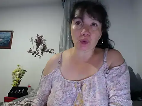 Sweeetness_Milf's Live Sex Cam Show
