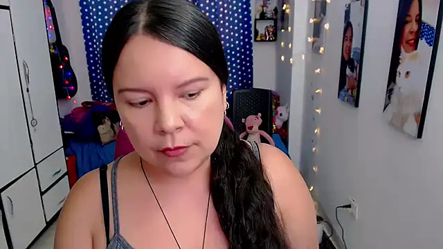 claryssa_'s Live Sex Cam Show