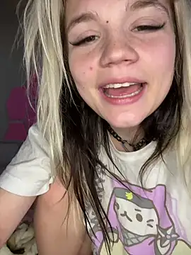 Cutiepiespanks' Webcam Show
