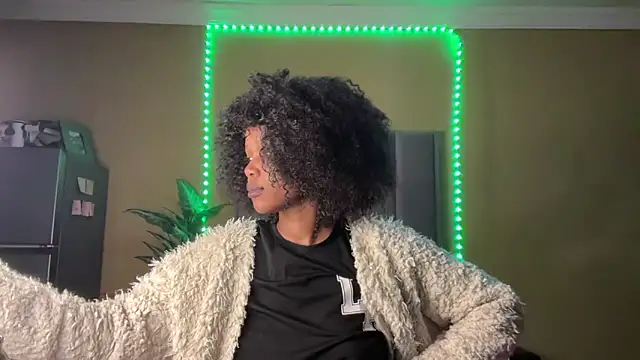 SexyZeeee's Live Sex Cam Show
