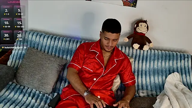 michel_g1's Live Sex Cam Show