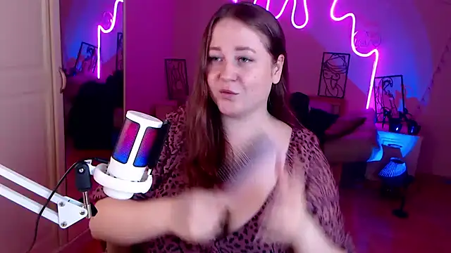 LizzyShine Live Sex Cams