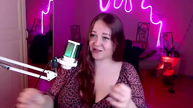 LizzyShine Live Sex Cams