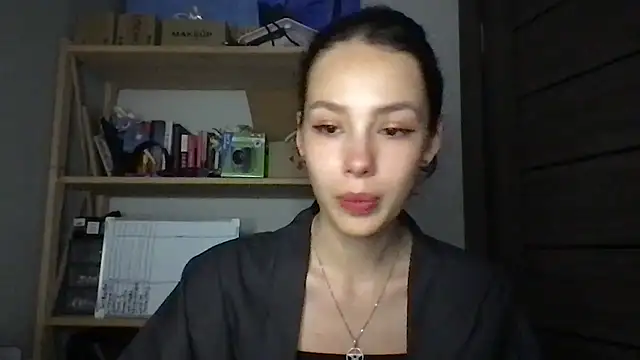Yuna5343's Live Sex Cam Show