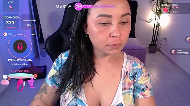 GreatBIG_BOOBS_Nina's Live Sex Cam Show