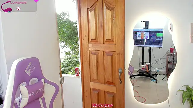 sofia_gold_'s Live Sex Cam Show