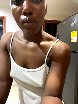 Manlykellya_'s Live Sex Cam Show