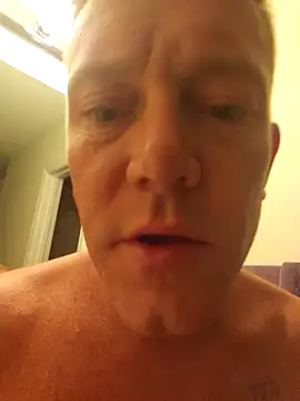 Bigtater1999's Live Sex Cam Show
