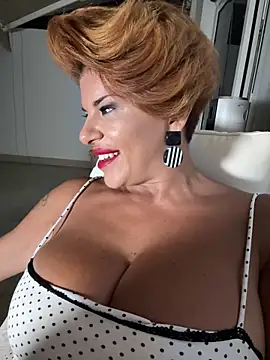 Selvaggia_official83 online webcam
