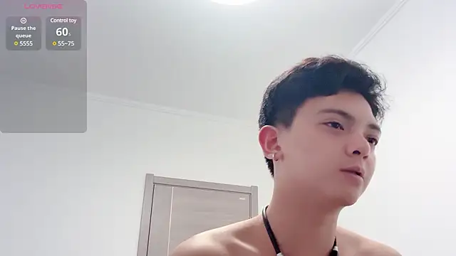 Jseventeen online webcam