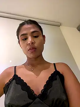HaileyBaldwin's Live Sex Cam Show