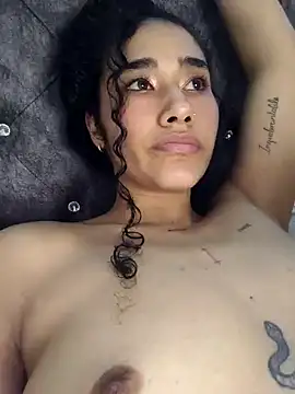 jaderossxx's Live Sex Cam Show