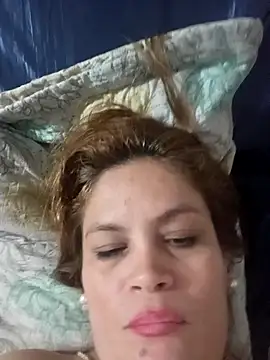 Slave_of_your_Desires23's Live Sex Cam Show