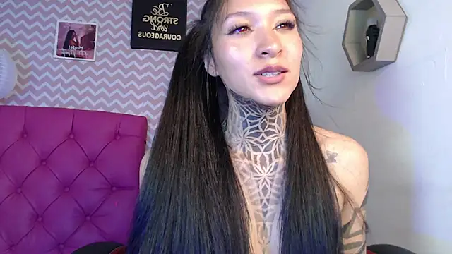 isabela_pretty's Webcam Show