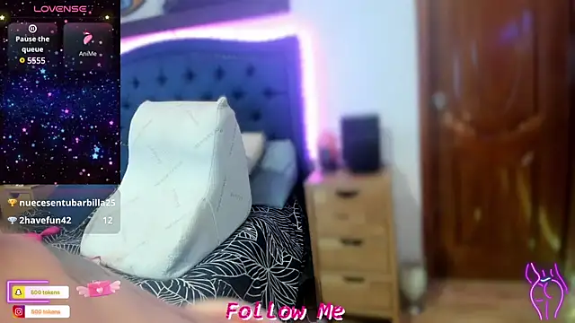 QueenYsuRey's Webcam Show
