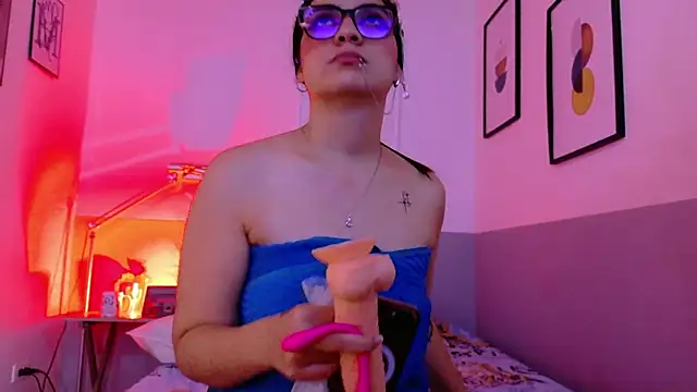 RedHotRaven's Live Sex Cam Show