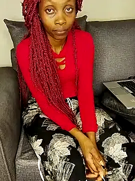 SeffieLucy's Live Sex Cam Show
