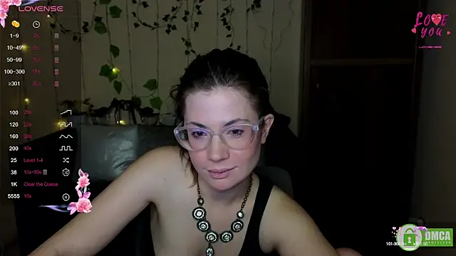 Alicia_redfollow's Live Sex Cam Show
