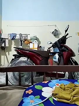 Zuly_217's Live Sex Cam Show