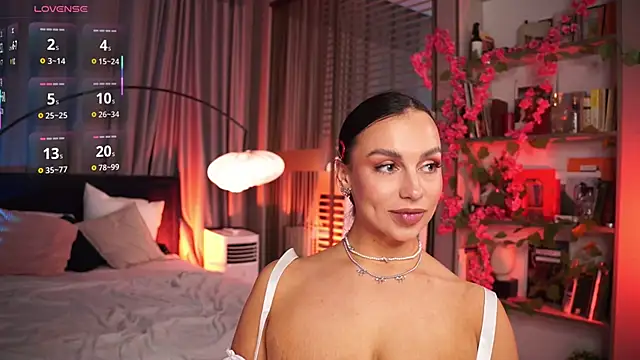 LunaNight Live Sex Cams