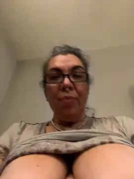 dieseldame1313's Webcam Show