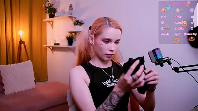 Alissa_Kitty's Webcam Show