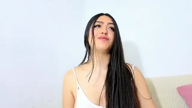 Melanie-Roberts Live Sex Cams